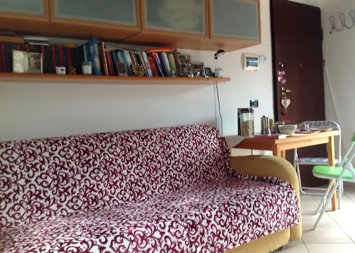 Verdeazzurra Monolocale Grande Terrazza In Pineta 500m Dal Mare Apartamento Spotorno